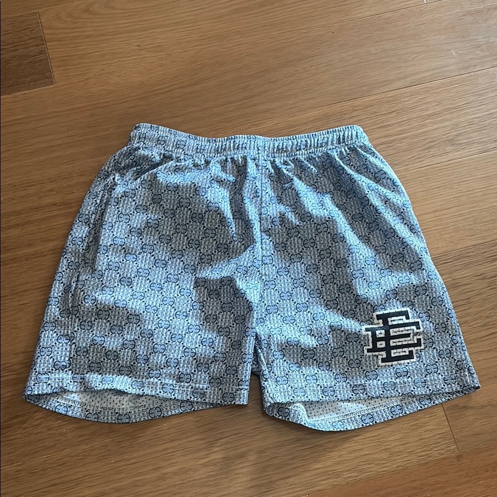 EE shorts